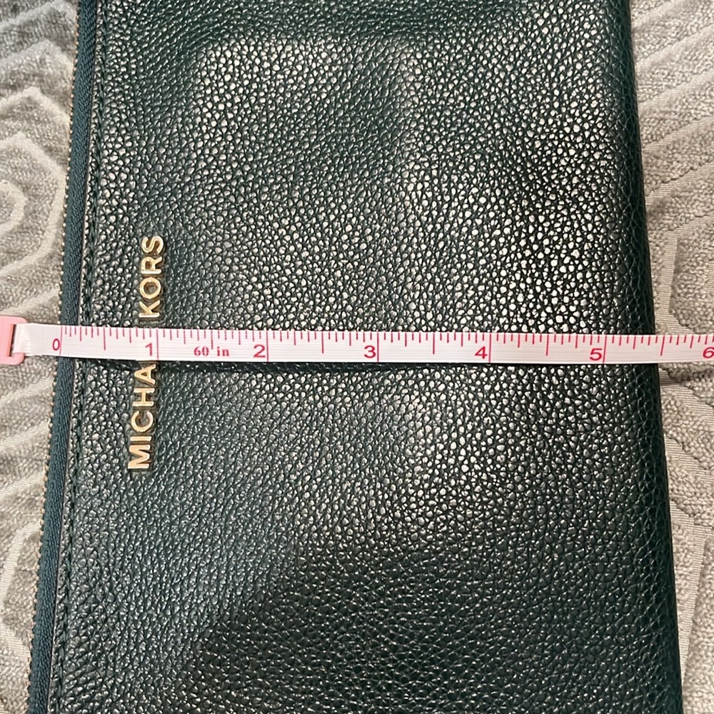 Michael Kors Leather Clutch / Wristlet - Picture 6 of 6
